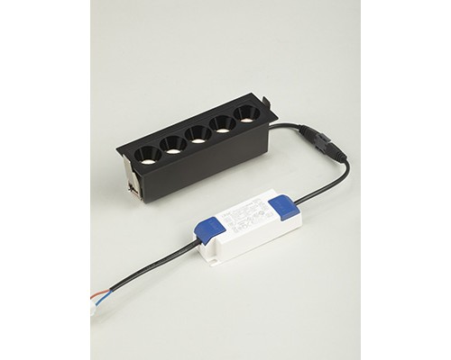 Встраиваемый черный LED светильник с драйвером, линзами, 10Вт, 4000К,  24°, 785лм